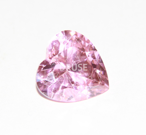 Фианит розовый сердце 4х4х4мм (цвет 02)