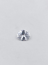 Топаз бесцветный овал 17,8х14,5мм. (14,52ct)