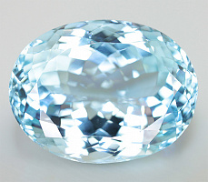 Топаз светлый sky овал 7,5х6мм