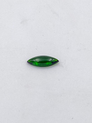 Хромдиопсид маркиз кабошон 20х7,5мм (5,98ct)