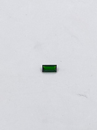 Хромдиопсид багет 7,8х4мм. (0,86ct)