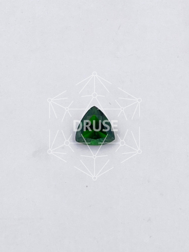 Хромдиопсид триллион 10,8х10,8мм (4,03ct)