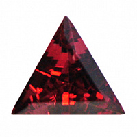 Гранат треугольник 14х14х14мм