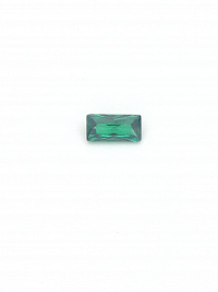 Фианит зеленый багет 18х9мм (цвет 28)