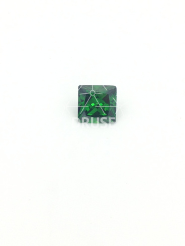 Фианит зеленый квадрат 15х15мм (цвет 28)
